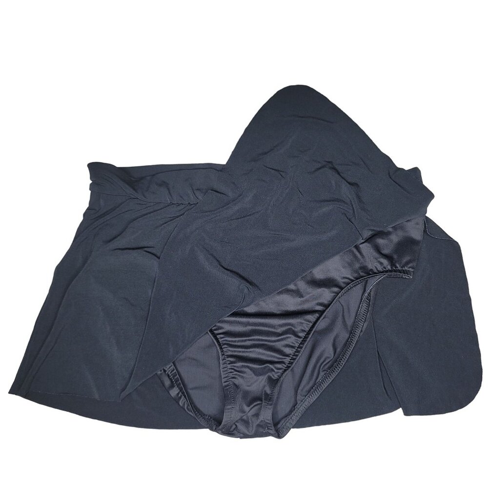 Magicsuit Athletic Skort swim skirt black. Comfortable coverage.
